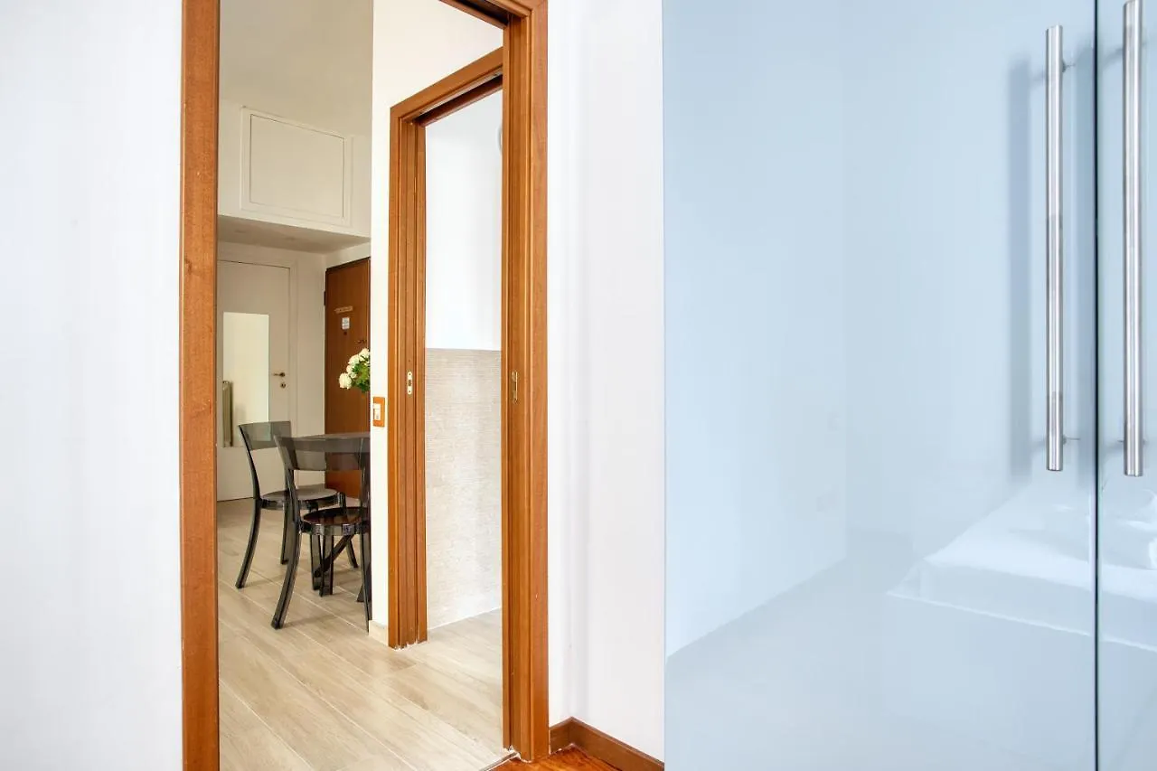 Apartament Joivy Charming 1-Bed Flat In Navigli Mediolan 0*,